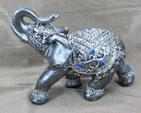 TLQ152     Сувенир Слон серебряный с синими стразами, очень малый    H*L*W=9*12*4,5см